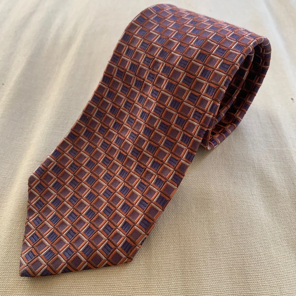 Dion Signature 100% Italian Silk Neck Tie Geometric Made in Canada 3.5